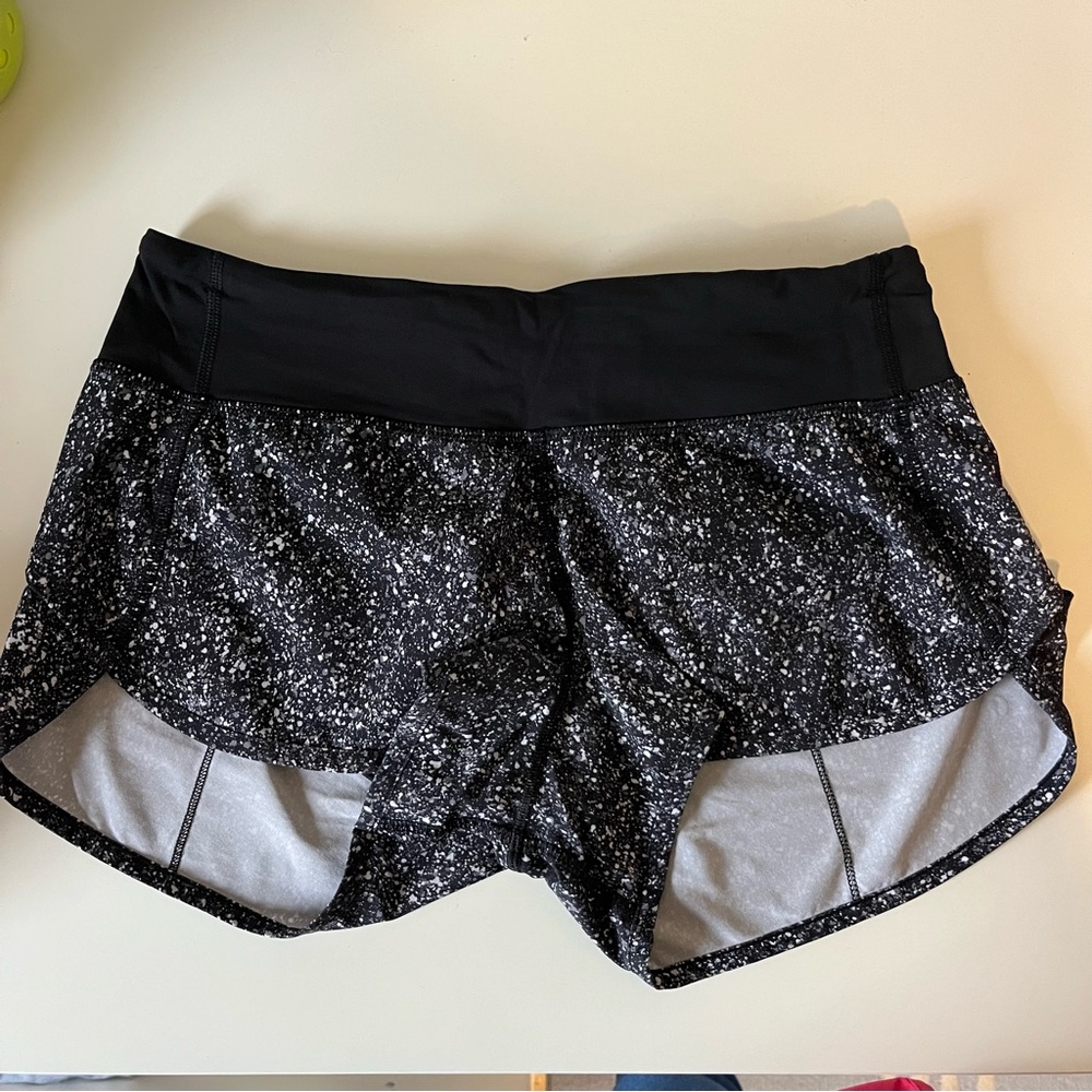 Lululemon shorts 4
